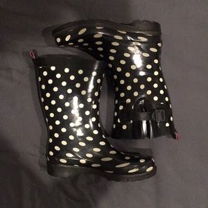 Black & White Polka Dot Capelli Rain Boots Size 6